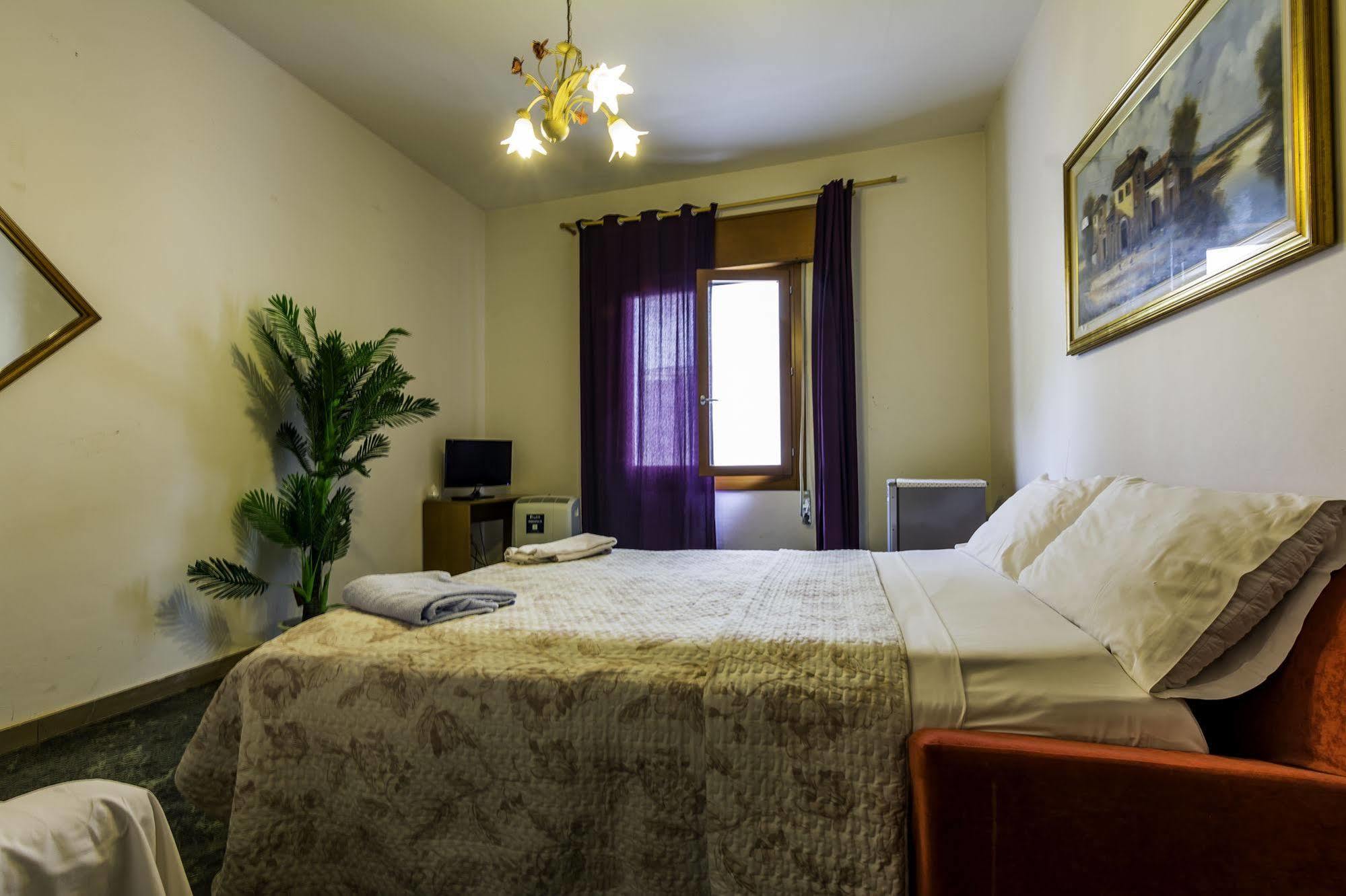 B&B Col Moschin Mestre Exterior foto